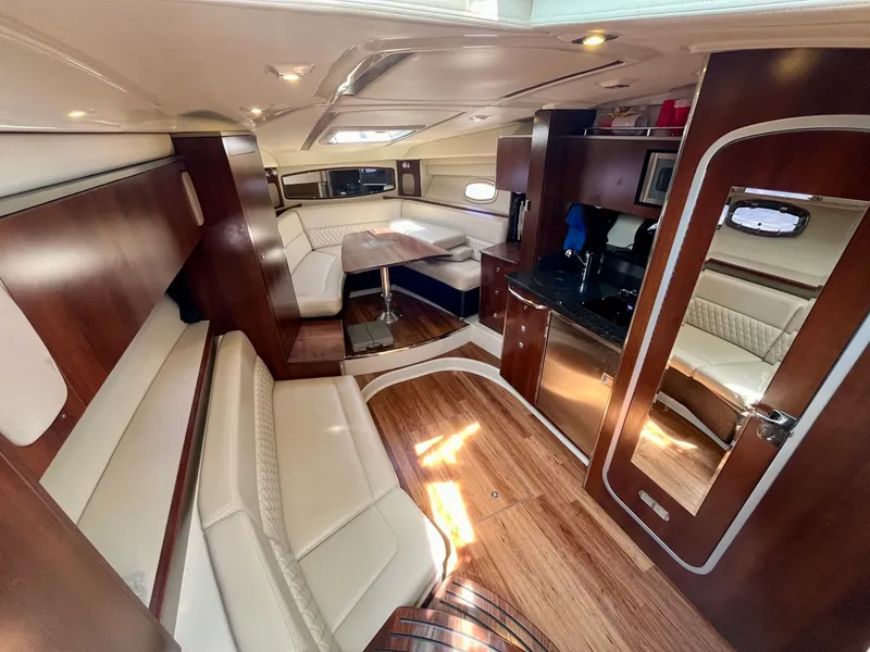 Slide: The Image of 2012 Chaparral 330 Signature - 7841364