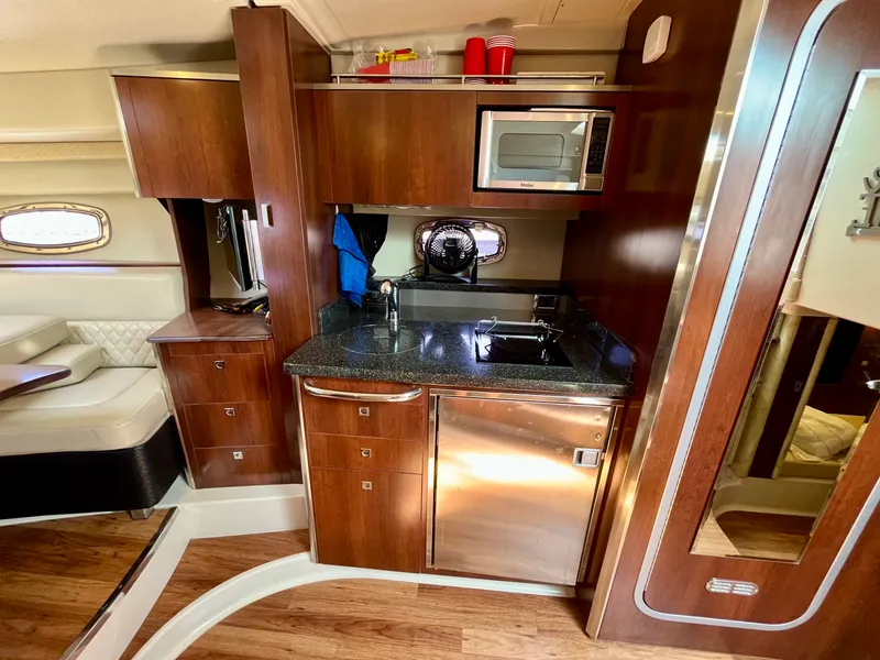 Slide: The Image of 2012 Chaparral 330 Signature - 7841366