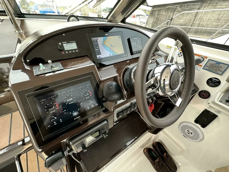 Slide: The Image of 2014 Regal 35 Sport Coupe - 7841405