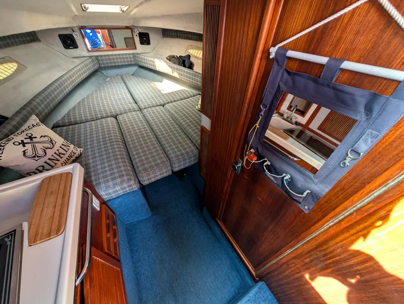 Slide: The Image of 1987 Sea Ray 270 Amberjack - 7841458