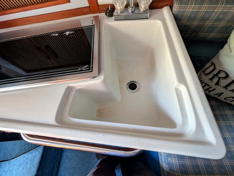Slide: The Image of 1987 Sea Ray 270 Amberjack - 7841464