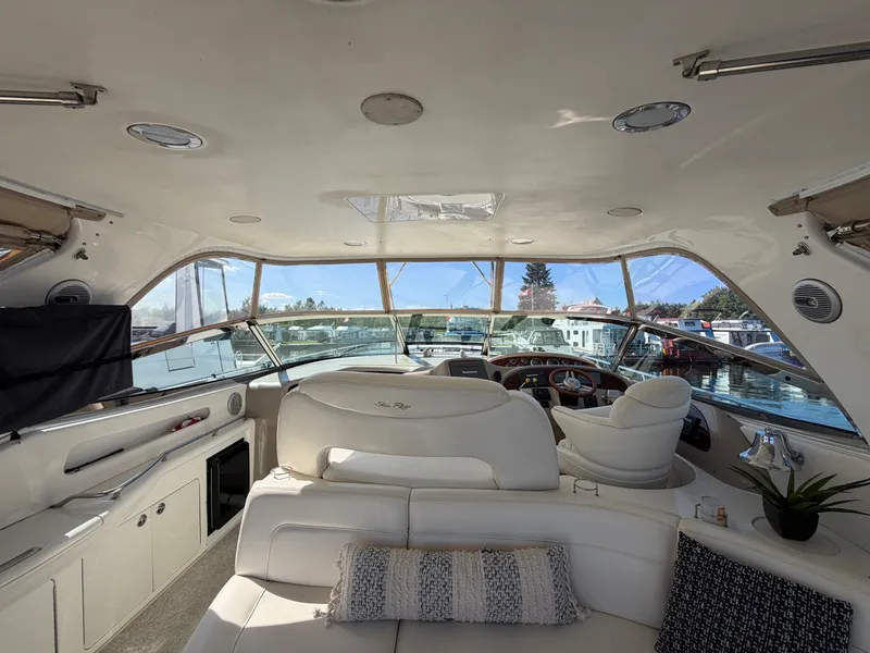 Slide: The Image of 2000 Sea Ray 460 Sundancer - 7841526