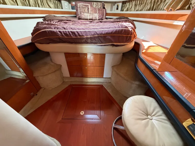 Slide: The Image of 2000 Sea Ray 460 Sundancer - 7841544