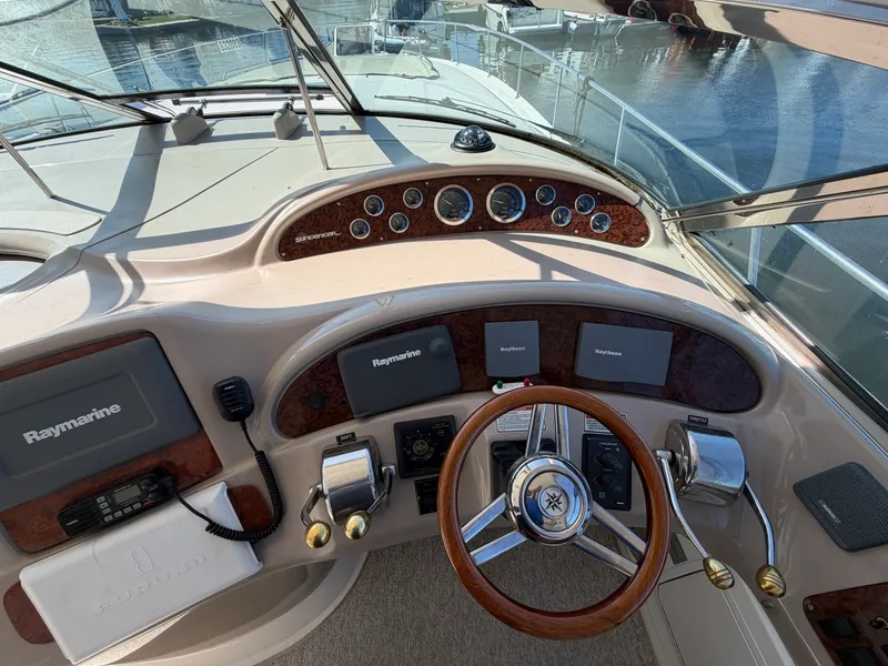 Slide: The Image of 2000 Sea Ray 460 Sundancer - 7841532