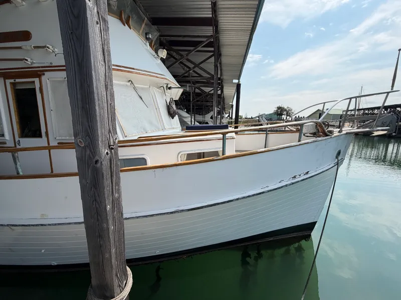 Slide: The Image of 1969 Grand Banks 42 Classic - 7841596