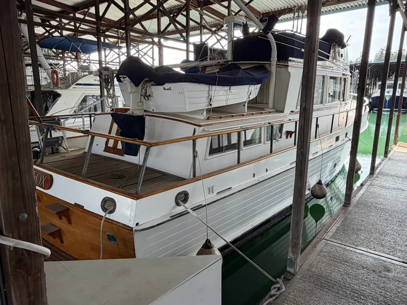 Slide: The Image of 1969 Grand Banks 42 Classic - 7841594