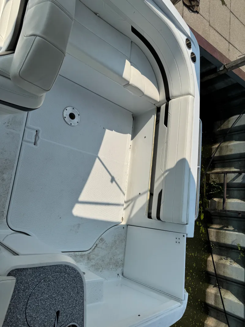 Slide: The Image of 2009 Formula 27 Performance Cruiser - 7841735