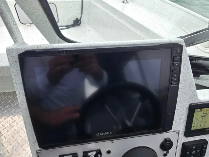 Slide: The Image of 2024 KingFisher 2425 Escape HT - 7841831
