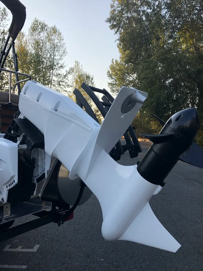 Slide: The Image of 2023 Bennington 22 LSB - 7841878