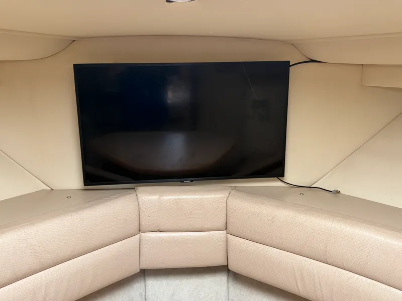 Slide: The Image of 1996 Carver 325 Aft Cabin Motor Yacht - 7842043