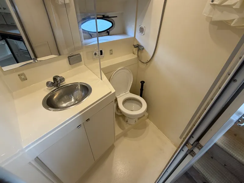 Slide: The Image of 1996 Carver 325 Aft Cabin Motor Yacht - 7842040