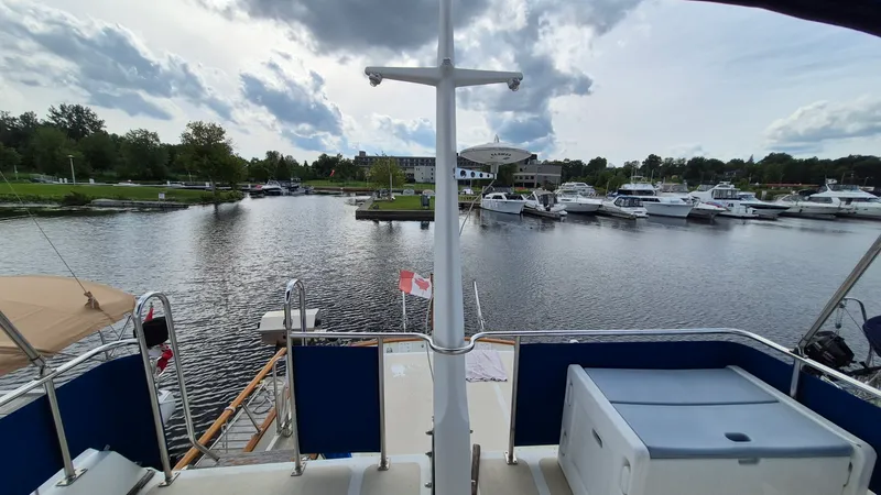 Slide: The Image of 1985 Ocean Alexander 38 Double Cabin - 7842087