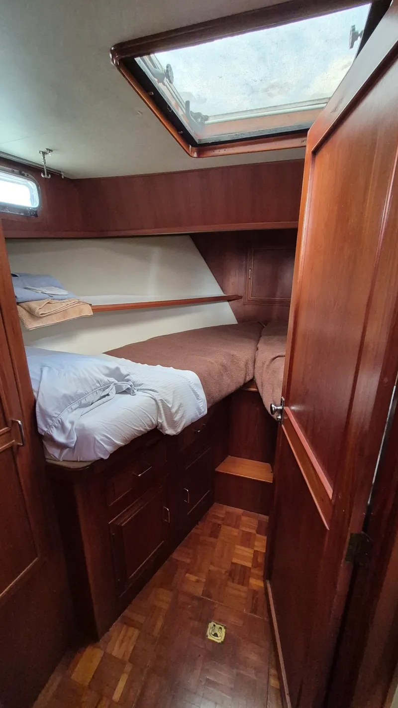 Slide: The Image of 1985 Ocean Alexander 38 Double Cabin - 7842067