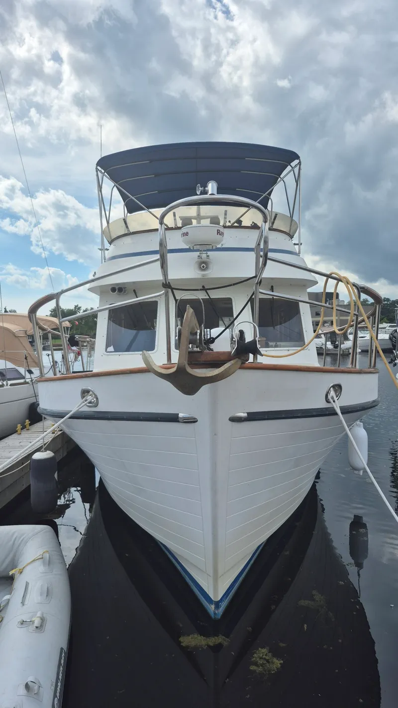 Slide: The Image of 1985 Ocean Alexander 38 Double Cabin - 7842055