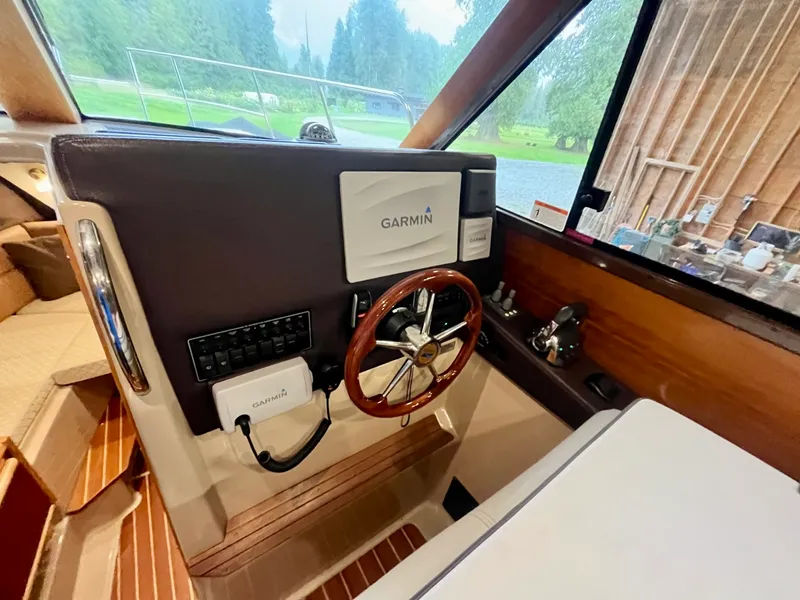 Slide: The Image of 2017 Cutwater C-28 - 7842121