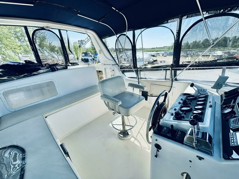 Slide: The Image of 1987 Bestway Labelle 40 - 7842167