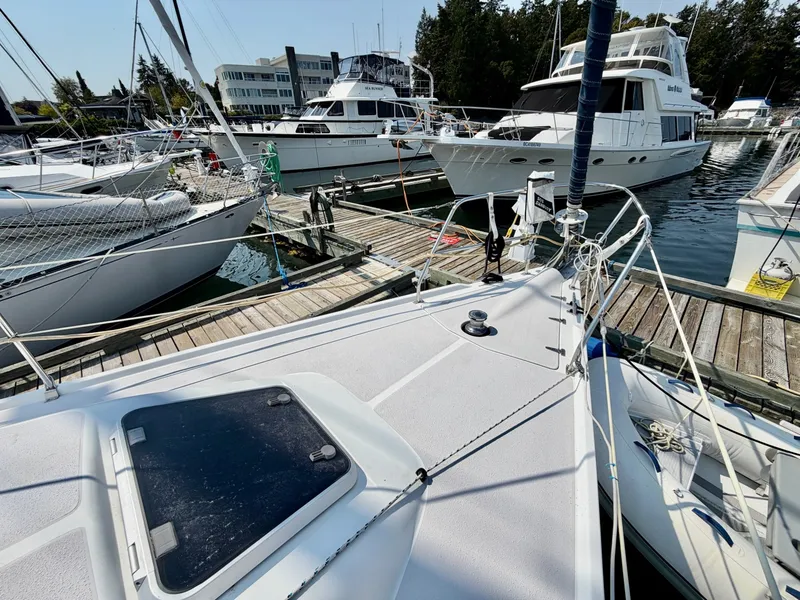 Slide: The Image of 2003 Catalina 350 - 7842323
