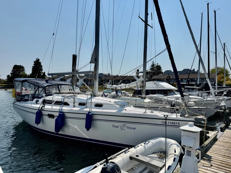 The Image of 2003 Catalina 350 - 7842317