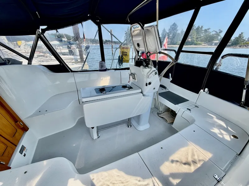 Slide: The Image of 2003 Catalina 350 - 7842325