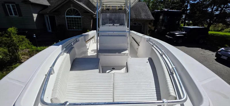 Slide: The Image of 2005 Angler 2700 CC - 7842417