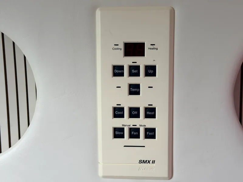 Slide: The Image of 2003 Four Winns 298 Vista - 7842494