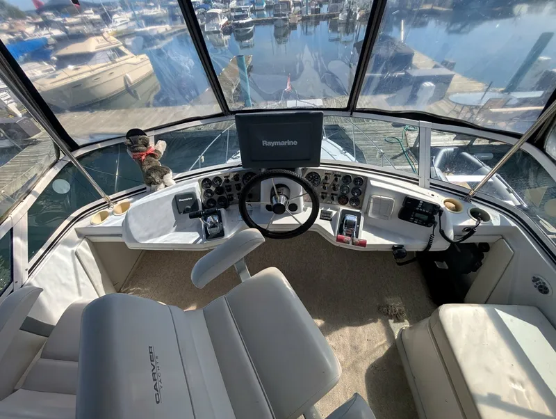 Slide: The Image of 2001 Carver 326 Aft Cabin - 7842522