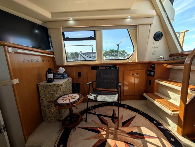 Slide: The Image of 2001 Carver 326 Aft Cabin - 7842536