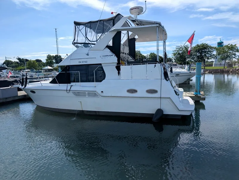Slide: The Image of 2001 Carver 326 Aft Cabin - 7842504
