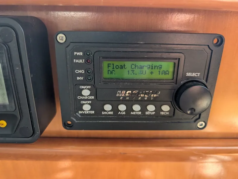 Slide: The Image of 2001 Carver 326 Aft Cabin - 7842571