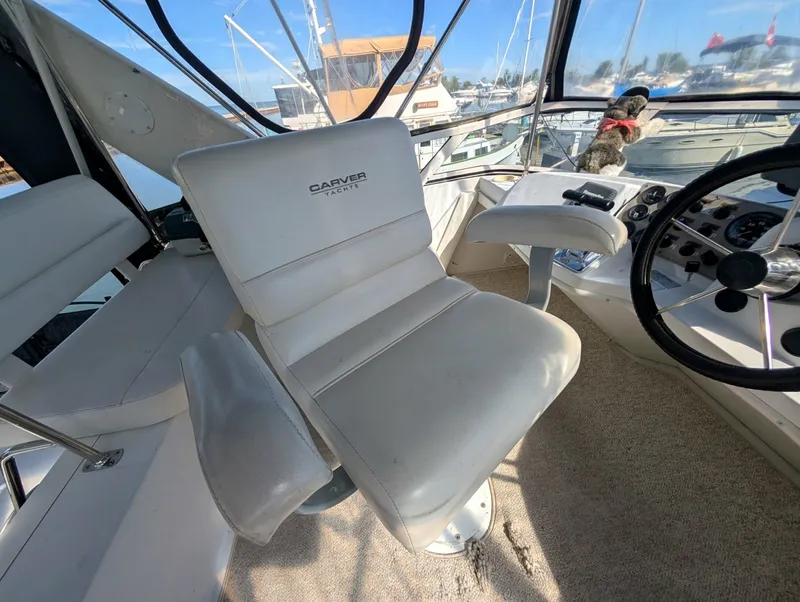 Slide: The Image of 2001 Carver 326 Aft Cabin - 7842524