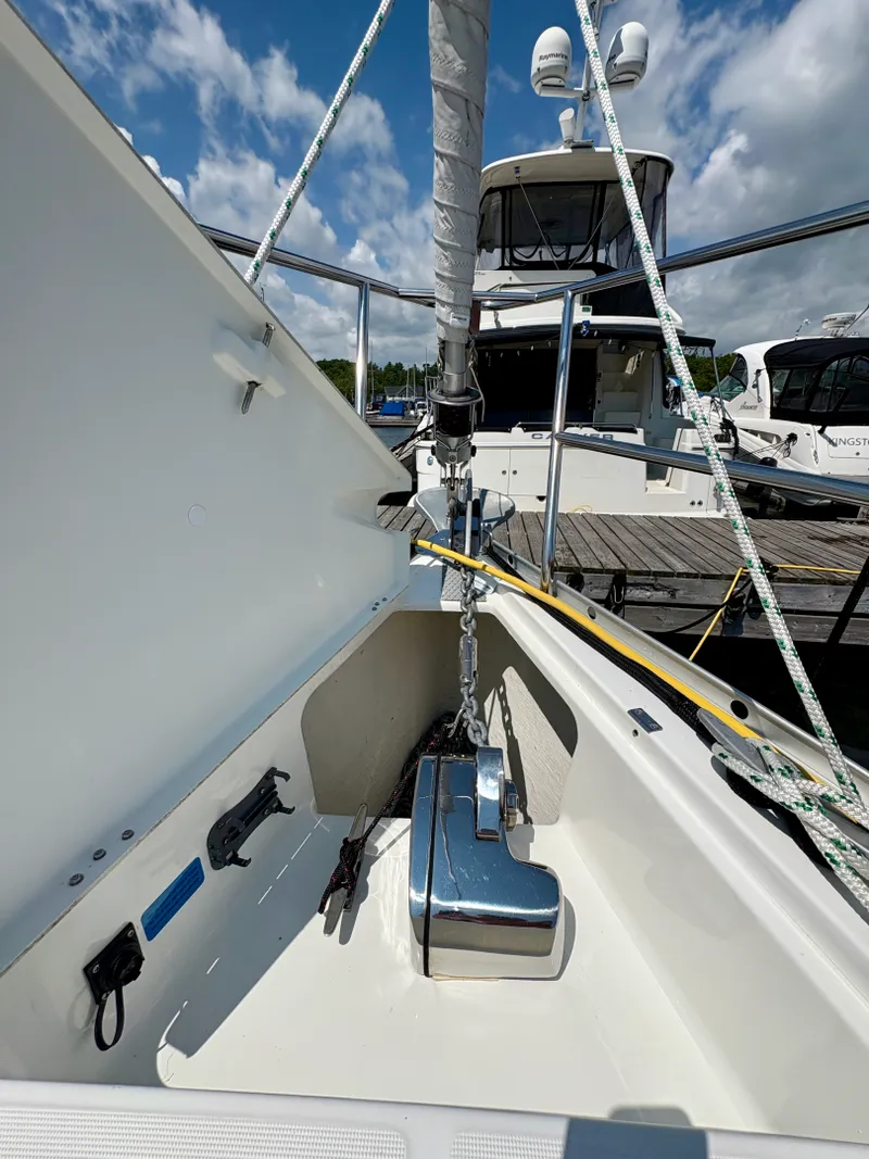 Slide: The Image of 2005 Beneteau 323 - 7842579