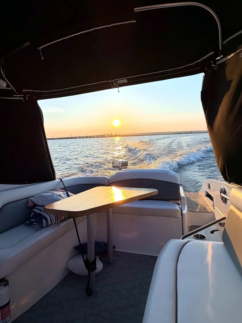 Slide: The Image of 2011 Rinker 296 Captiva - 7842721