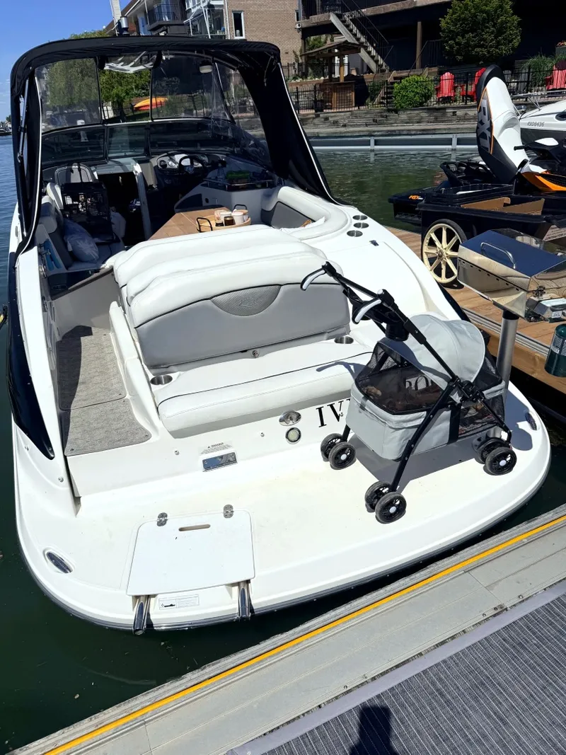 Slide: The Image of 2011 Rinker 296 Captiva - 7842713