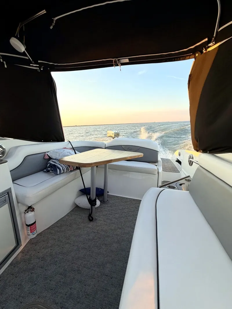 Slide: The Image of 2011 Rinker 296 Captiva - 7842720