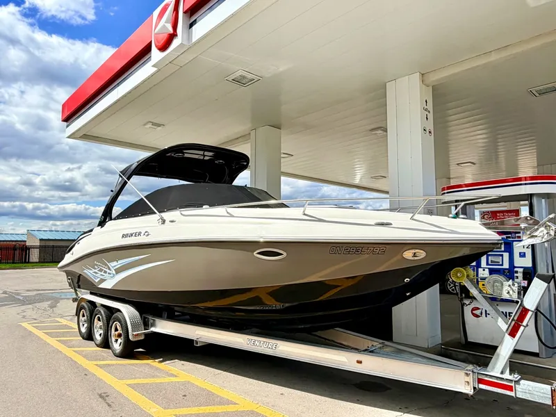 Slide: The Image of 2011 Rinker 296 Captiva - 7842707