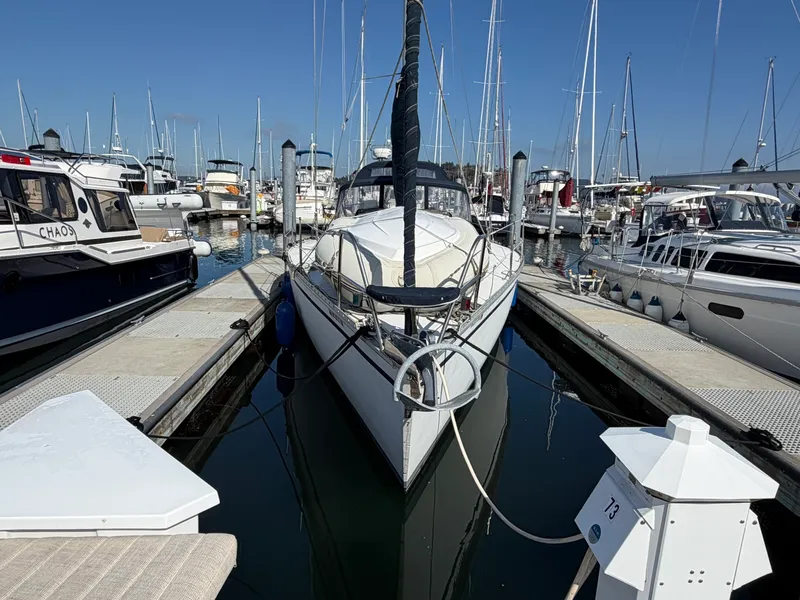 Slide: The Image of 1990 Hunter Legend 37.5 - 7842739