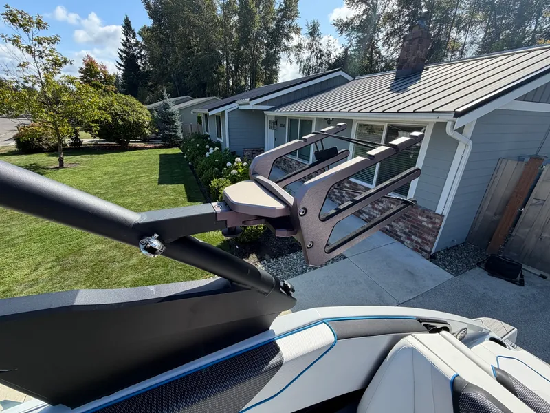 Slide: The Image of 2023 Yamaha Boats 222xe - 7842771