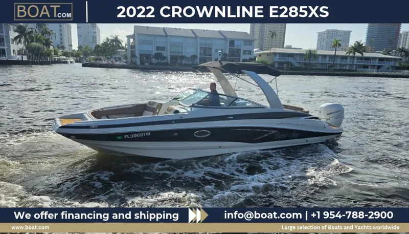 The Image of Crownline Boats 28 2022 - 7843184