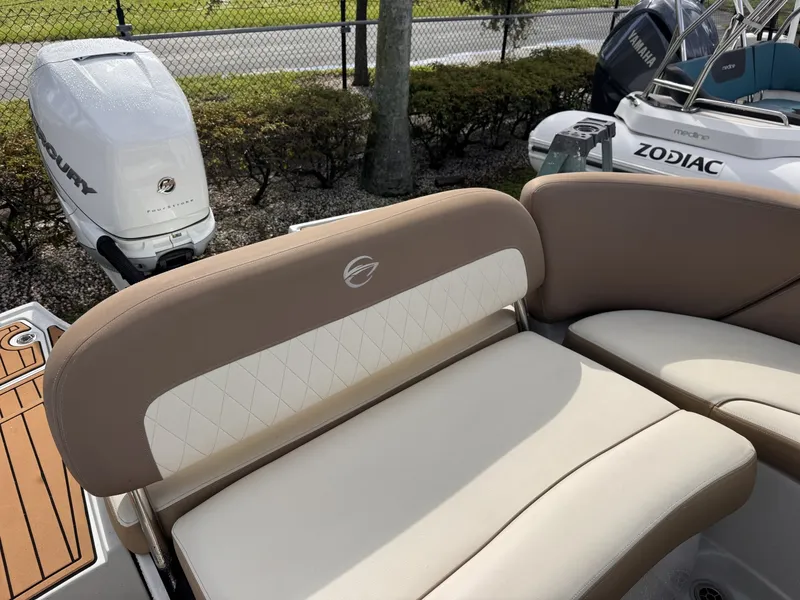 Slide: The Image of Crownline Boats 28 2022 - 7843193