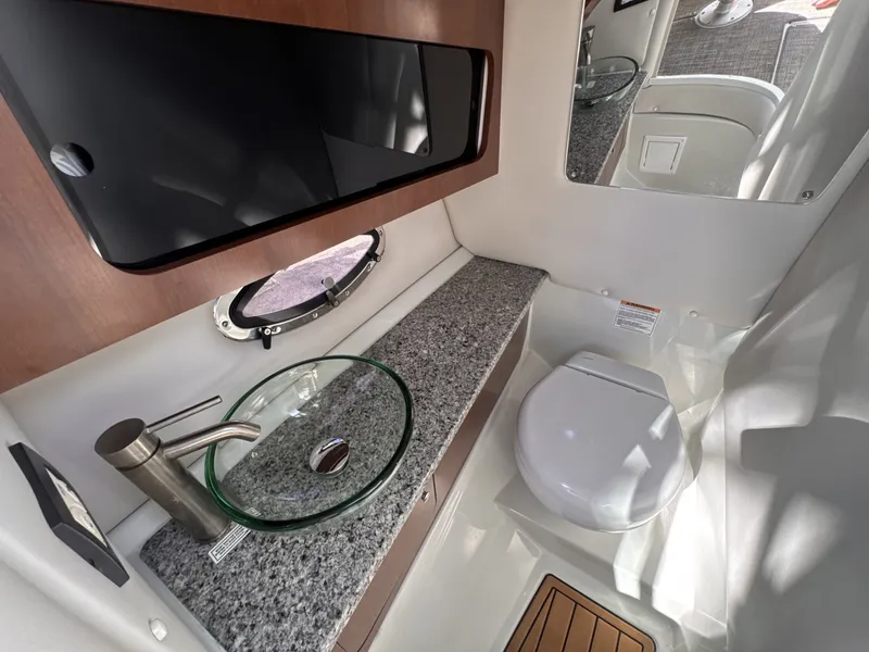Slide: The Image of Crownline Boats 28 2022 - 7843197