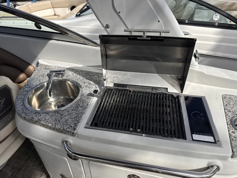 Slide: The Image of Crownline Boats 28 2022 - 7843195