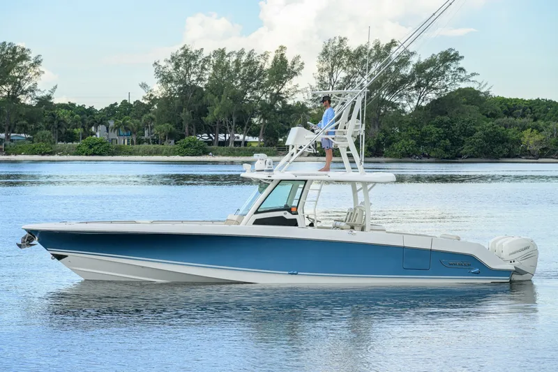 The Image of Boston Whaler 380 Outrage 2018 - 7843279