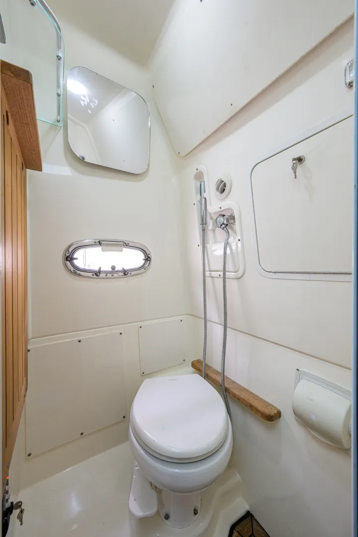 Slide: The Image of Boston Whaler 380 Outrage 2018 - 7843289