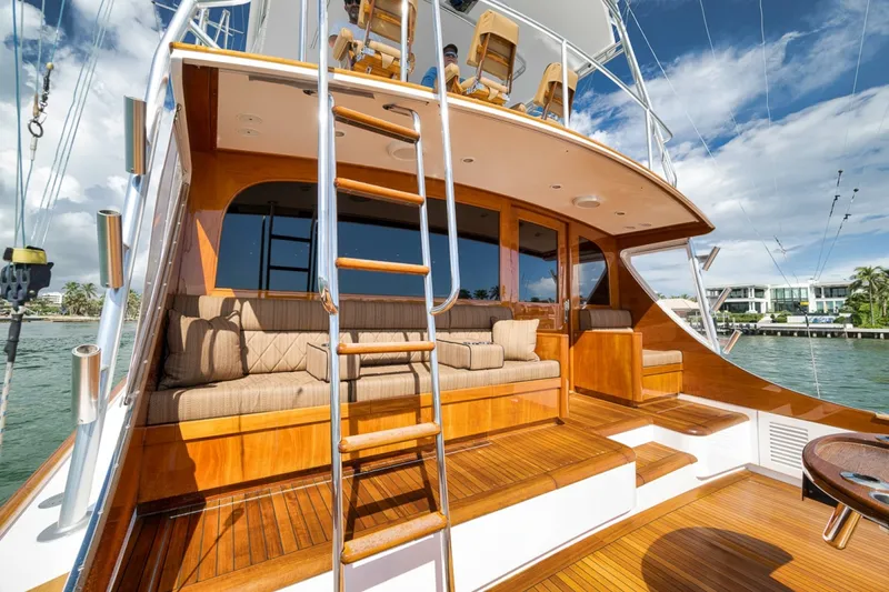 Slide: The Image of Merritt Yachts Sport Fish 1995 - 7843601