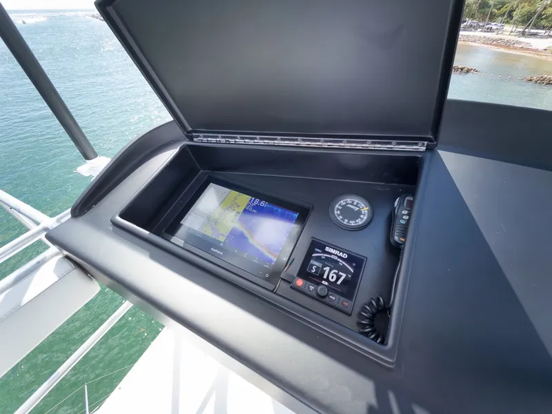 Slide: The Image of Merritt Yachts Sport Fish 1995 - 7843582