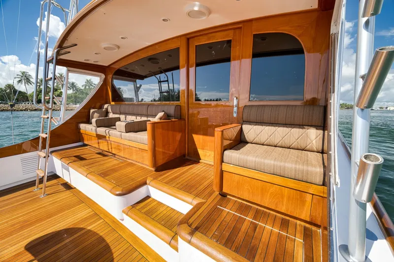 Slide: The Image of Merritt Yachts Sport Fish 1995 - 7843600
