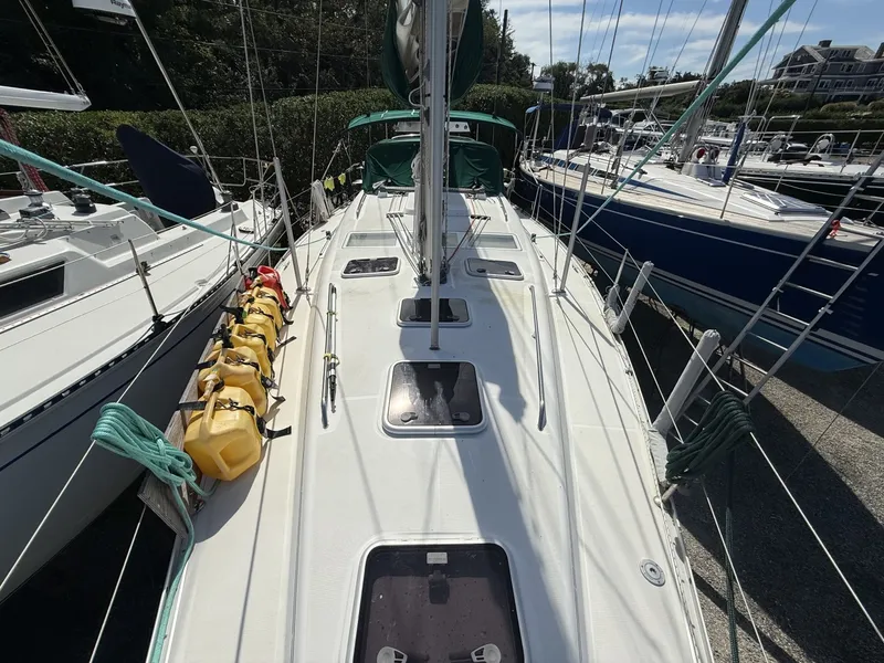 Slide: The Image of Beneteau 393 2003 - 7843624