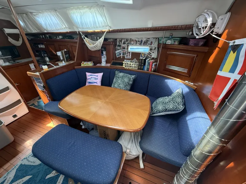 Slide: The Image of Beneteau 393 2003 - 7843644