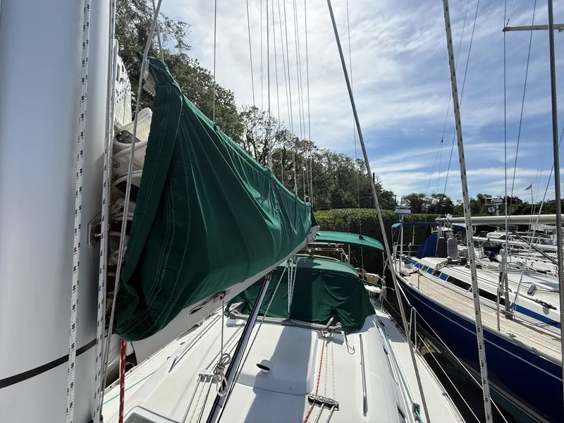 Slide: The Image of Beneteau 393 2003 - 7843627
