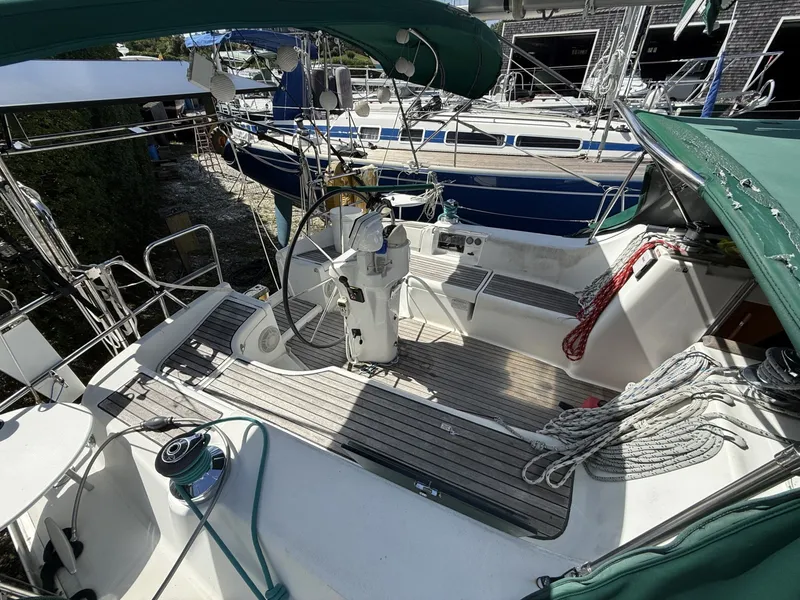 Slide: The Image of Beneteau 393 2003 - 7843619